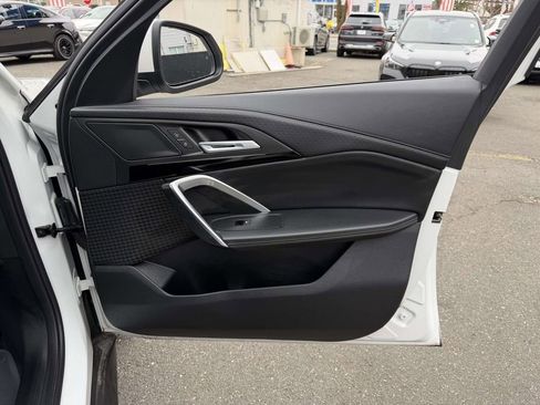 Used 2026 BMW X2 xDrive28i image 12