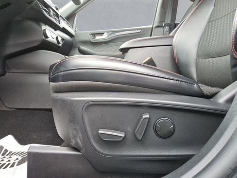 Used 2025 Ford Escape ST-Line image 16