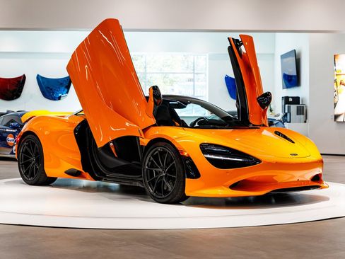 New 2026 McLaren 750S Spider image 22