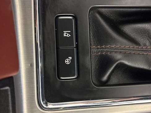 Used 2018 Ford F150 Platinum w/ Equipment Group 701A Luxury AWD/4WD image 41