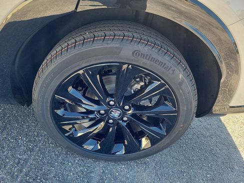 New 2026 Buick Envista Sport Touring w/ Studio Series image 8