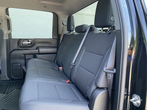 Used 2025 Chevrolet Silverado 2500 Custom w/ Custom Value Package RWD image 34