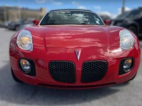 Used 2007 Pontiac Solstice GXP w/ Premium Package image 2