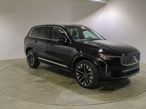 New 2026 Volvo XC90 T8 Ultra w/ Protection Package Premier AWD/4WD image 7