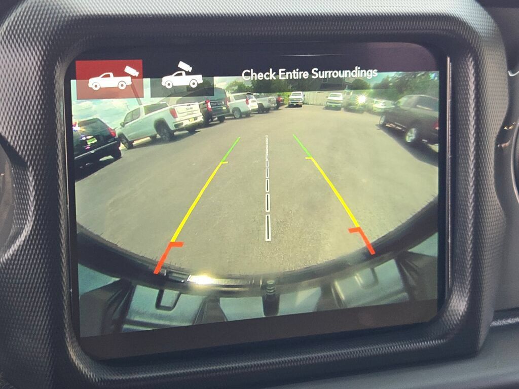 Used 2019 Jeep Wrangler Sport AWD/4WD image 30
