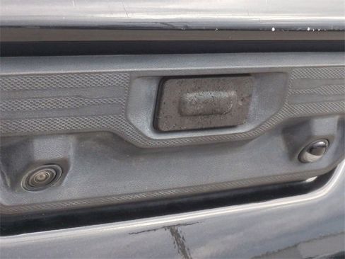 Certified 2022 Chevrolet Silverado 2500 LT w/ Convenience Package image 15