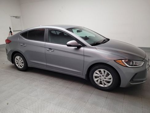 Used 2017 Hyundai Elantra SE FWD image 13