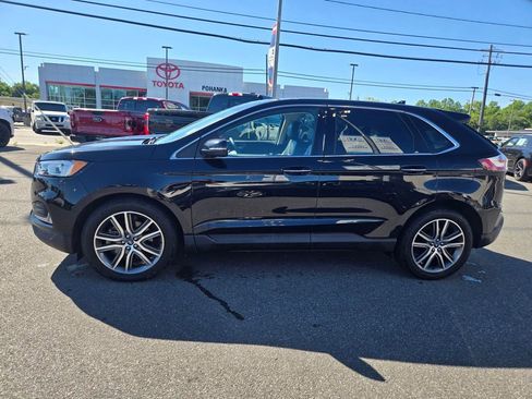 Used 2019 Ford Edge Titanium w/ Cold Weather Package AWD/4WD image 8