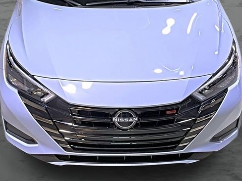 Used 2025 Nissan Versa SR w/ Trunk Package image 16