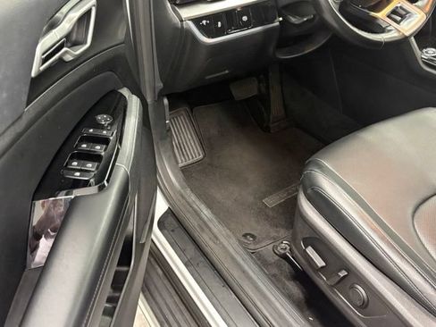 Used 2023 Kia Sportage EX FWD image 10