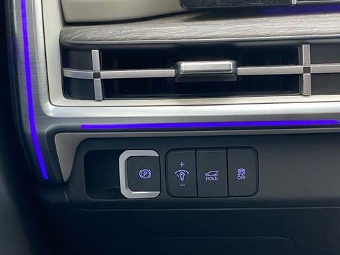 Used 2024 Hyundai Santa Fe Calligraphy AWD/4WD image 10