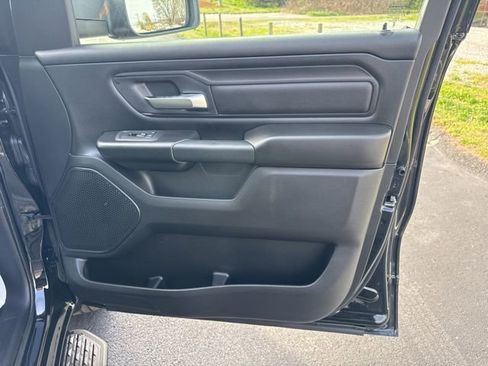 New 2026 RAM 1500 Express image 9