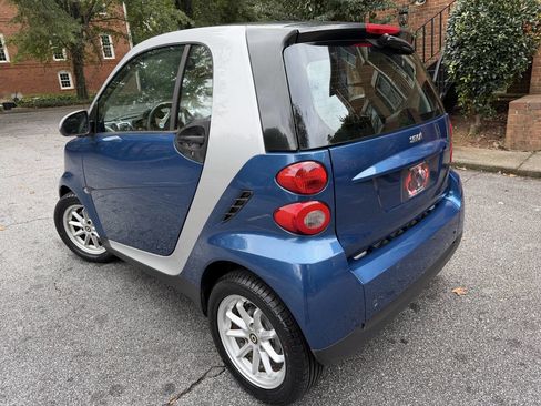 Used 2010 smart fortwo passion image 4