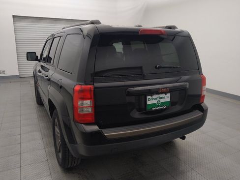 Used 2016 Jeep Patriot 75th Anniversary w/ Power Value Group FWD image 6