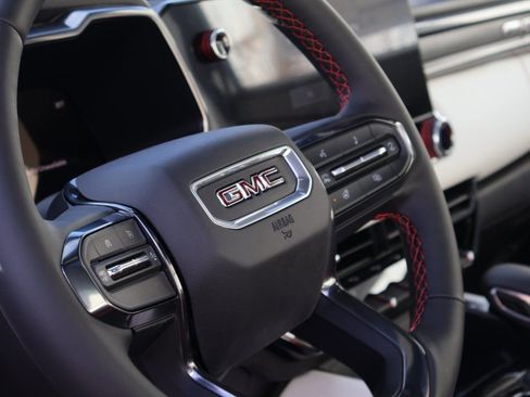 New 2026 GMC Canyon AT4X w/ Off-Road Front Bumper Package image 24