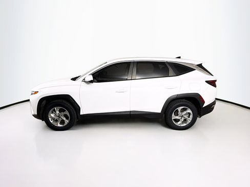 Used 2023 Hyundai Tucson SE image 7