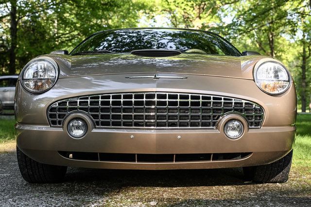 Used 2005 Ford Thunderbird RWD image 13