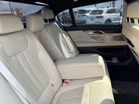 Used 2016 BMW 740i RWD image 12