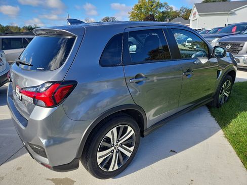 Used 2024 Mitsubishi Outlander Sport SE image 5