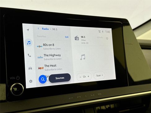 Certified 2024 Toyota Prius Limited image 22
