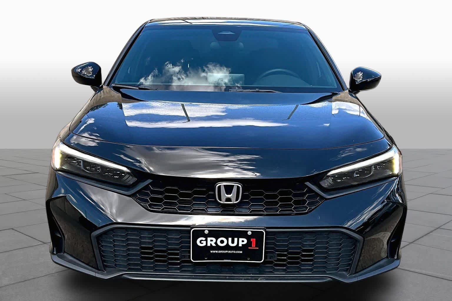 Used 2025 Honda Civic Sport image 4