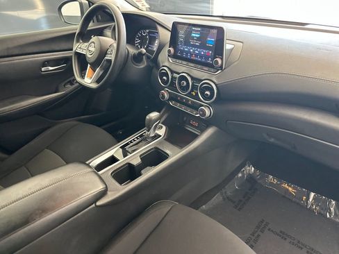 Used 2024 Nissan Sentra SV FWD image 14
