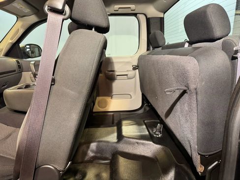 Used 2013 Chevrolet Silverado 2500 W/T w/ Snow Plow Prep Package image 11