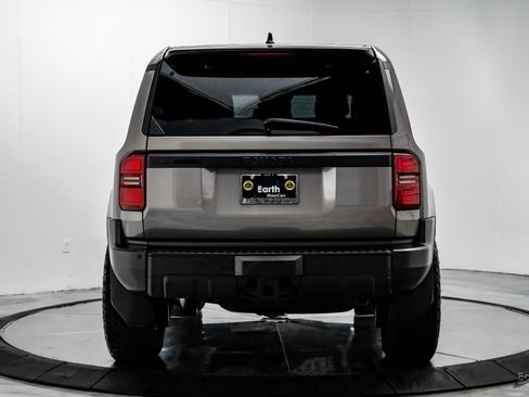 Used 2024 Toyota Land Cruiser image 10