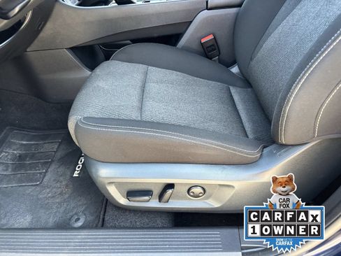 Certified 2025 Nissan Rogue SV AWD/4WD image 21