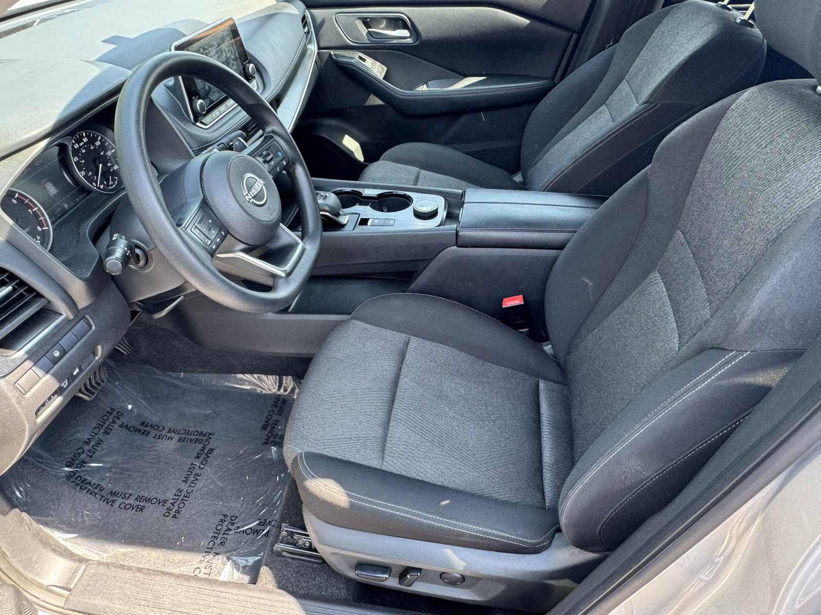Used 2024 Nissan Rogue SV AWD/4WD image 9