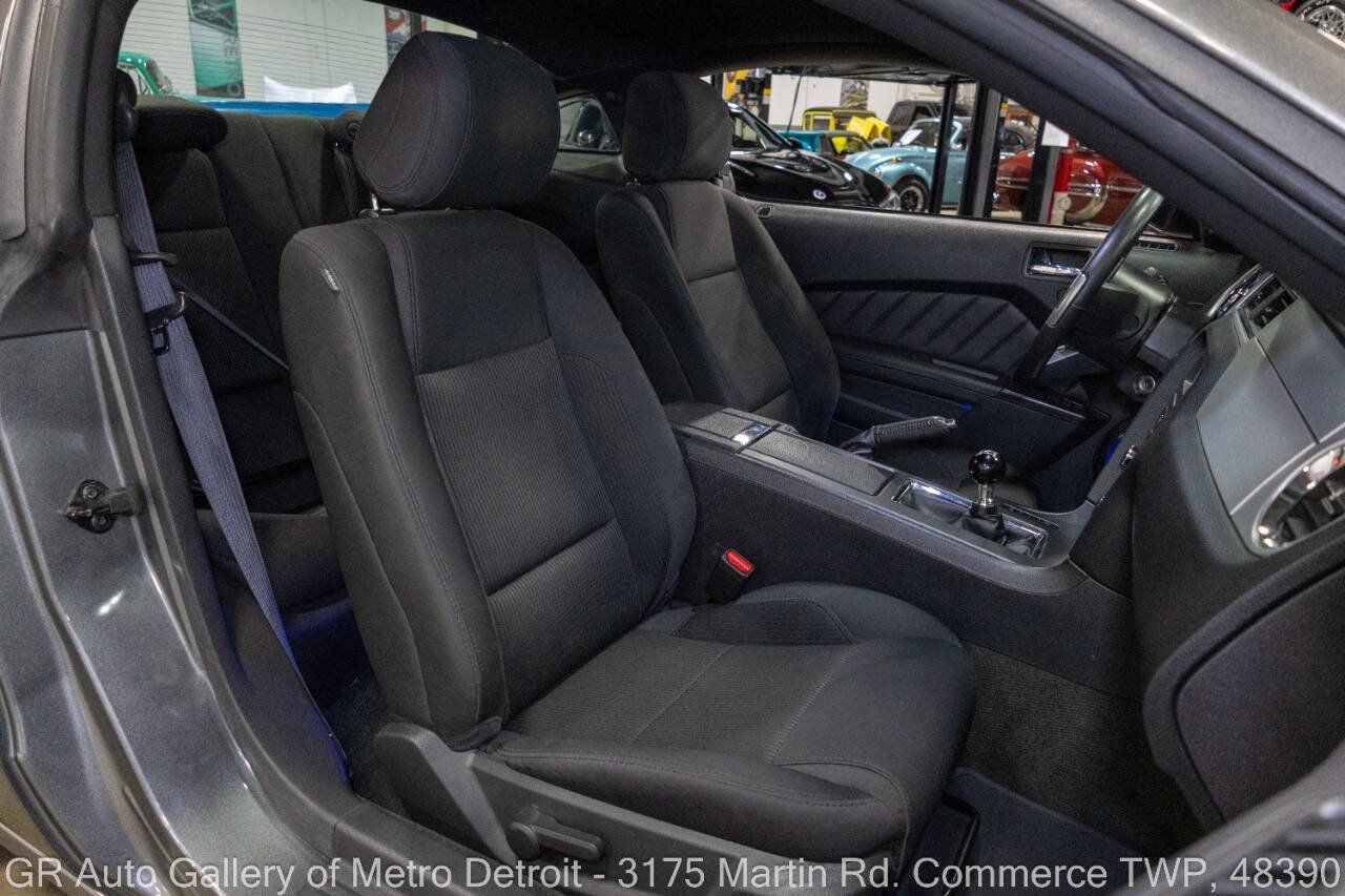 Used 2014 Ford Mustang GT Premium w/ GT Track Package RWD image 40