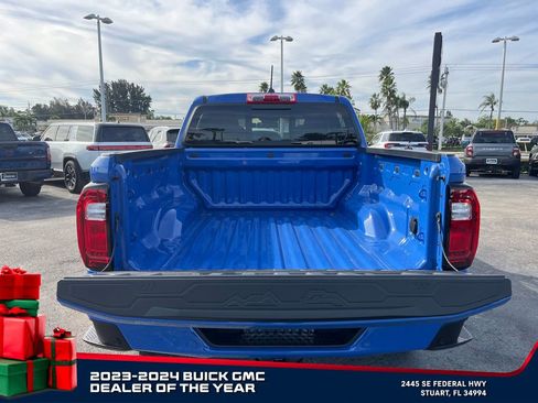 New 2026 GMC Canyon Elevation w/ Convenience Package image 10