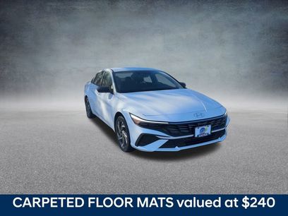 New 2025 Hyundai Elantra SEL