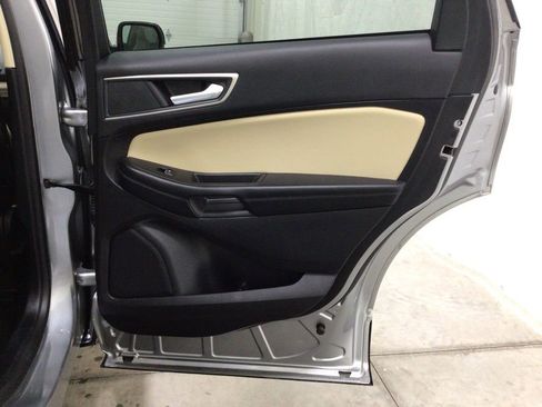 Used 2024 Ford Edge SEL AWD/4WD image 28