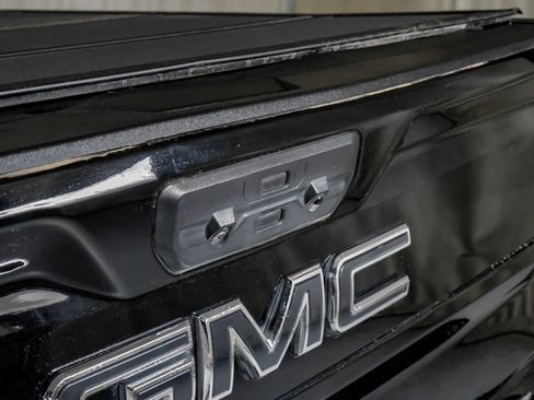 Used 2024 GMC Sierra 2500 Denali Ultimate AWD/4WD image 47