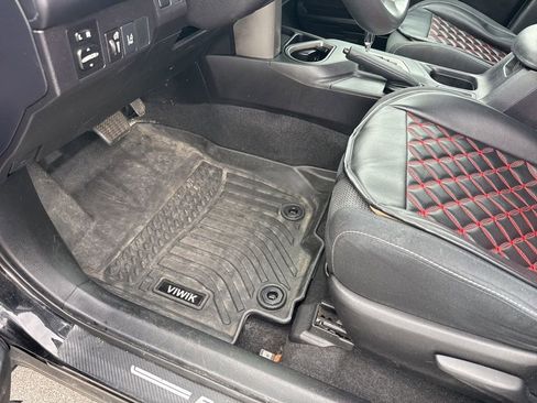 Used 2017 Toyota RAV4 XLE w/ Plus Extra Value Package AWD/4WD image 11