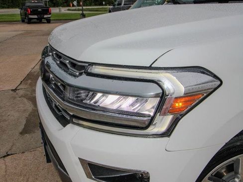 Used 2022 Ford Expedition Max Platinum AWD/4WD image 7