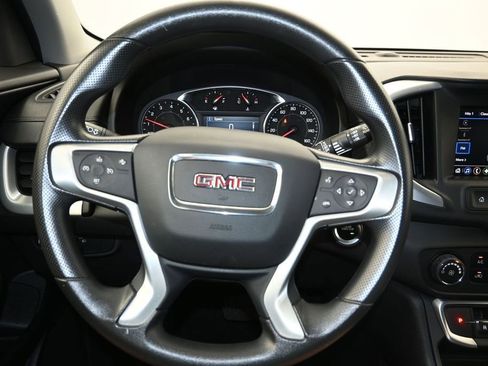 Used 2024 GMC Terrain SLE AWD/4WD image 13