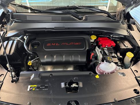 Used 2020 Jeep Compass Limited image 11