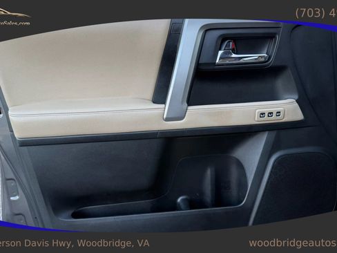 Used 2016 Toyota 4Runner Limited image 9