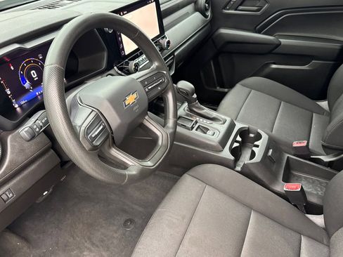 Certified 2023 Chevrolet Colorado W/T image 9