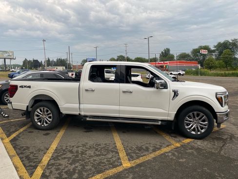 Used 2024 Ford F150 Lariat w/ Equipment Group 502A High AWD/4WD image 7
