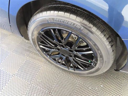 Used 2025 Honda Accord SE image 7