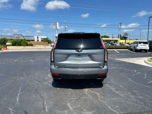 Used 2021 Cadillac Escalade Sport w/ Driver Assist Tech Package AWD/4WD image 7
