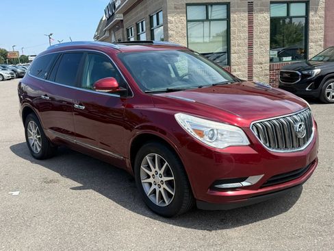 Used 2015 Buick Enclave Leather FWD image 3
