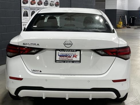 New 2025 Nissan Sentra SV image 8