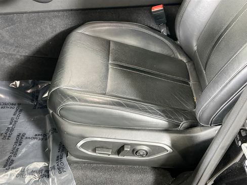 Used 2022 Jeep Wagoneer Series II image 19