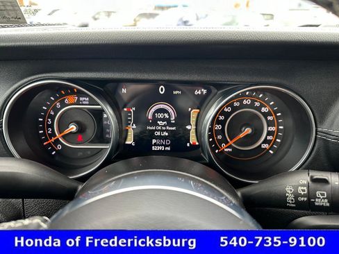 Used 2020 Jeep Wrangler Unlimited Sahara image 22