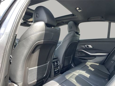 Used 2021 BMW 330i Sedan image 16