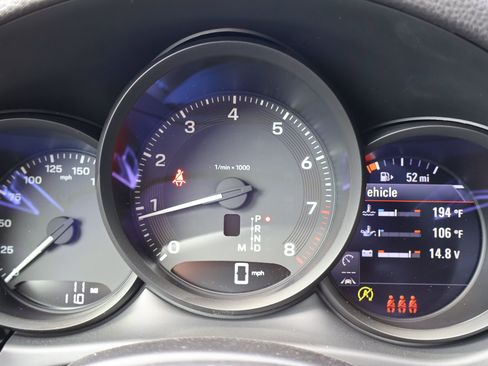 New 2026 Porsche Macan image 16